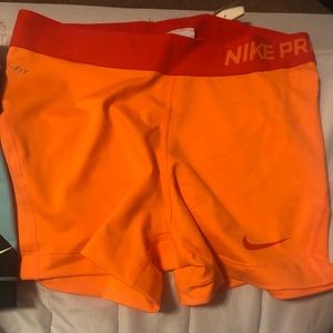 Nike 3” pro shorts